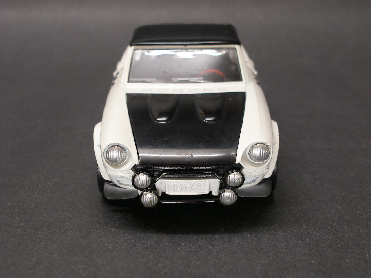 Car Crazy! Fiat 124